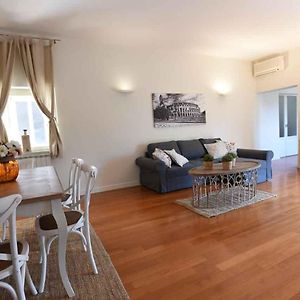 Romantic Flat Near Metro Flaminio