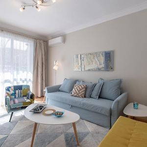 Appartement à 2 Chambres à Coucher
