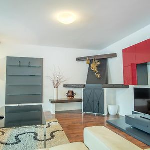 Old Town 3 Bedroom Presidential Loft
