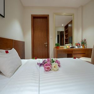 Hovi Universal - My Hotel