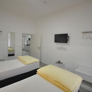Appartement à 2 Chambres à Coucher