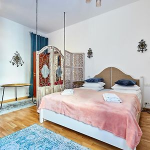 Appartement à 2 Chambres à Coucher