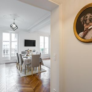 Appartement à 3 Chambres à Coucher
