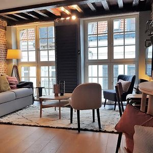 Appartement à 2 Chambres à Coucher