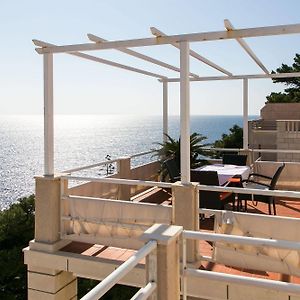 Apartments Mare