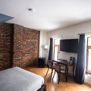 Chambre Standarde Lit Queen-Size