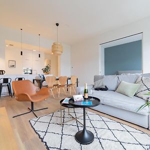 Appartement à 2 Chambres à Coucher