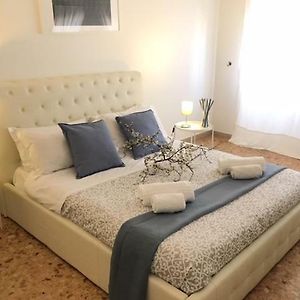 Appartement à 3 Chambres à Coucher