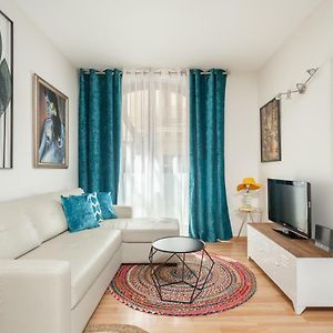 Appartement à 2 Chambres à Coucher
