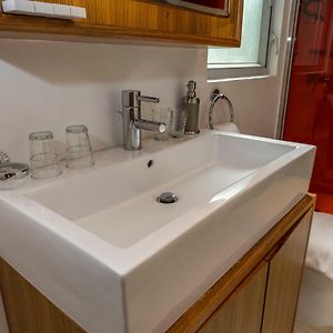 Suite à 2 Chambres à Coucher
