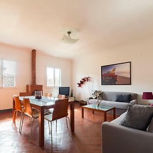 Appartement à 3 Chambres à Coucher