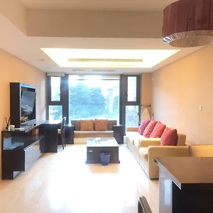Appartement de Luxe à 2 Chambres à Coucher