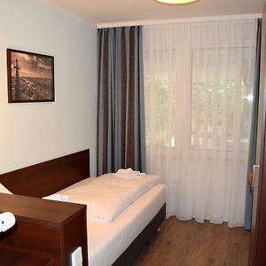 Chambre Standarde Simple