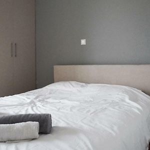 Comfy Apartment With Acropolis View