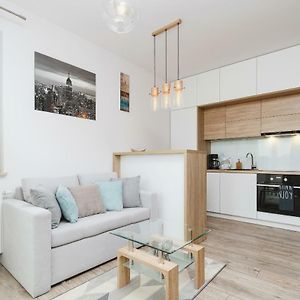 Tauron Arena Elegant Apartment Dabska By Noclegi Renters