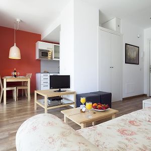 Appartement à 2 Chambres à Coucher