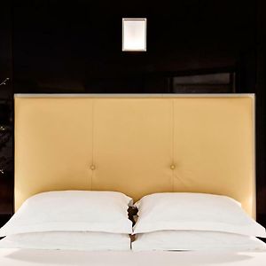 Suite à 2 Chambres à Coucher Lit King-Size