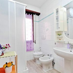 Deluxe  Private Bathroom Double Room