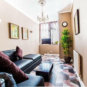 Montgomery Apartments - Crighton
