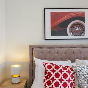 Appartement de Luxe à 2 Chambres à Coucher