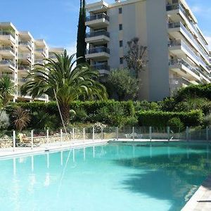 Karolina Properties - Ascot Appartement