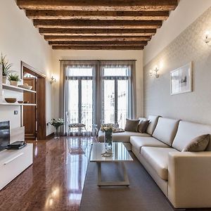 Ca' Del Monastero 1 Collection Apt For 4 Guests With Balcony And Lift