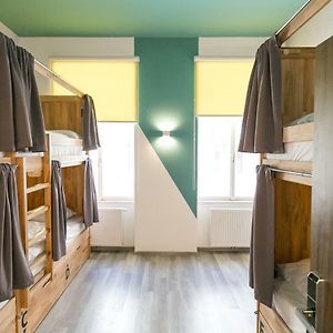 Dormitory Room Mixed
