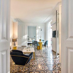 Appartement à 3 Chambres à Coucher