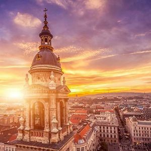 Be A Budapester3