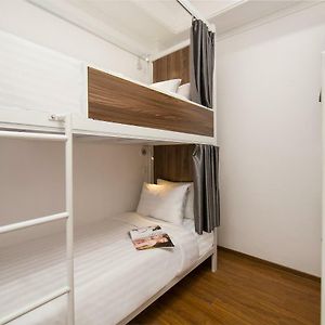 Dormitory Room Mixed