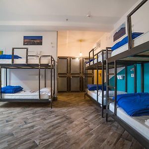 Dormitory Room Mixed