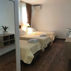Chambre Standarde Triple