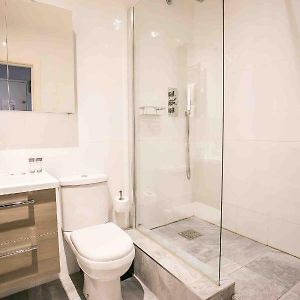 Appartement à 3 Chambres à Coucher