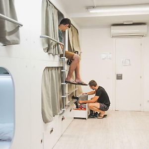 Dormitory Room Mixed