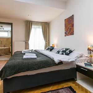 Art Apartments Prague II