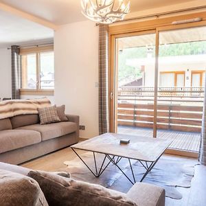Appartement à 3 Chambres à Coucher