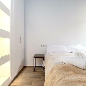 Florit Flats - Cathedral Luxury Terrace Flat 2Br 2Ba Ac Wifi