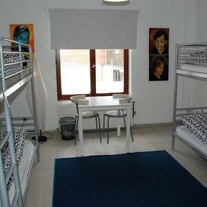 Chambre Standarde Quadruple