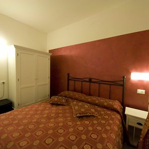 Chambre Communicante