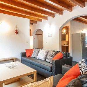 Appartement à 4 Chambres à Coucher