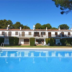 Villa à 2 Chambres à Coucher