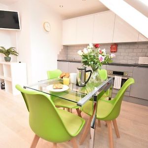 Apt 3, Opera House Ensuite 4Th Floor By Indigo Flats