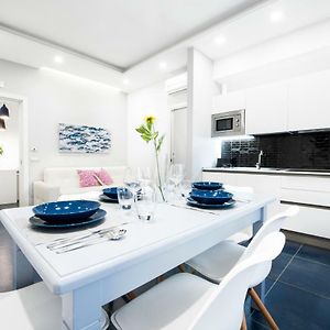 Appartement de Luxe à 2 Chambres à Coucher