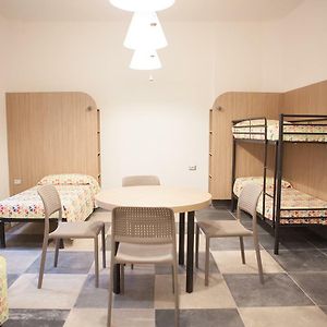 Chambre Juste Pour Femmes Dortoir