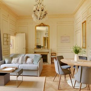 Suite de Pauline by Cocoonr