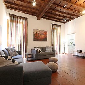 RC Luxury Pantheon apartment