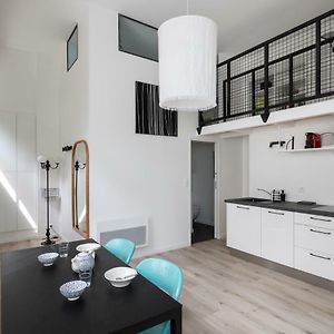Appartement à 2 Chambres à Coucher
