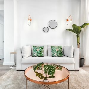 Appartement à 2 Chambres à Coucher