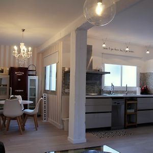 Appartement à 3 Chambres à Coucher