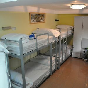 Chambre Juste Pour Femmes Dortoir
